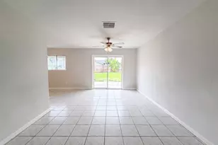 12510 Daventry Ln, Houston, TX 77039 - Photo 3