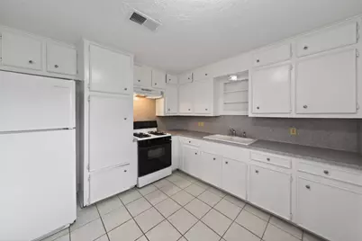 418 Texas Street, Tomball, TX 77375 - Photo 31