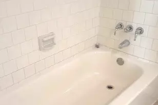 9809 Richmond Ave, Houston, TX 77042 - Photo 7