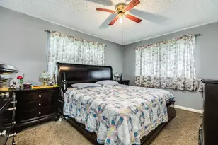 409 Red Oak St, Brazoria, TX 77422 - Photo 13