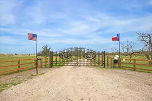 2224 Maler Rd, Sealy, TX 77474 - Photo 3
