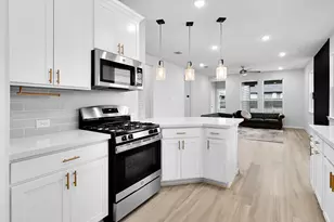 9119 Brixham Dr, Cypress, TX 77433 - Photo 9