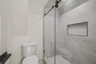 507 Commodore Way, Houston, TX 77079 - Photo 35