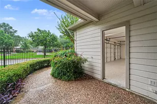 507 Commodore Way, Houston, TX 77079 - Photo 47