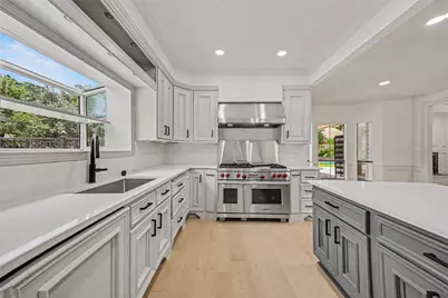 507 Commodore Way, Houston, TX 77079 - Photo 13
