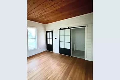 502 Upton Avenue, Schulenburg, TX 78956 - Photo 5