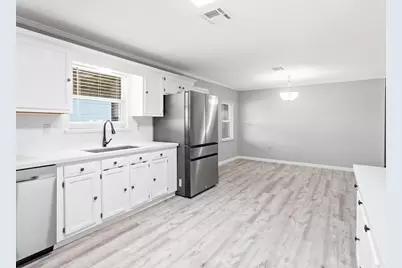 7839 S Gulfway Drive, Port Arthur, TX 77655 - Photo 17