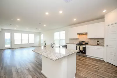 3043 Kastania Lane, Fresno, TX 77545 - Photo 7