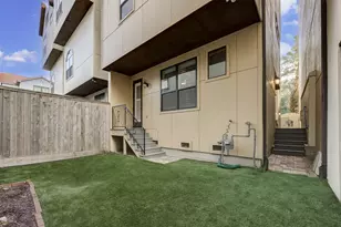 1809 W 24th St, Houston, TX 77008 - Photo 27