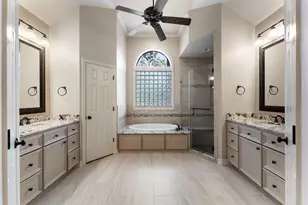 1 Fairmont Ct, Conroe, TX 77304 - Photo 19