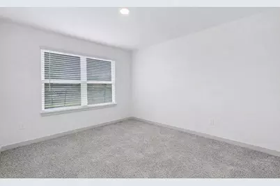 13513 Bonita Island Way, Texas City, TX 77568 - Photo 11