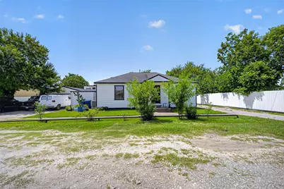 911 Michigan Street #8, Houston, TX 77587 - Photo 15