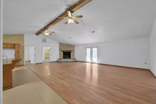 121 Magnolia Blvd, New Caney, TX 77357 - Photo 5