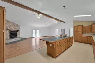 121 Magnolia Blvd, New Caney, TX 77357 - Photo 15