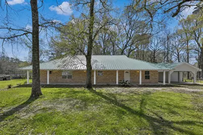 121 Magnolia Boulevard, New Caney, TX 77357 - Photo 1