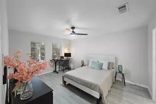 6425 Burgoyne Rd, Houston, TX 77057 - Photo 29