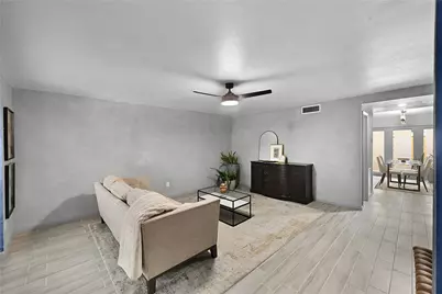 6425 Burgoyne Road #13, Houston, TX 77057 - Photo 7