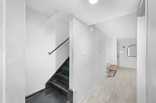 6425 Burgoyne Rd, Houston, TX 77057 - Photo 21