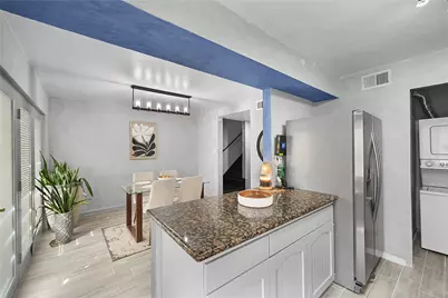 6425 Burgoyne Road #13, Houston, TX 77057 - Photo 15