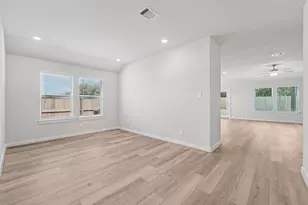 2702 Chancellor, Rosenberg, TX 77471 - Photo 3