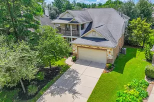 63 W Deer River Circle, The Woodlands, TX 77389 - Photo 3