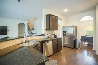 63 W Deer River Circle, The Woodlands, TX 77389 - Photo 15