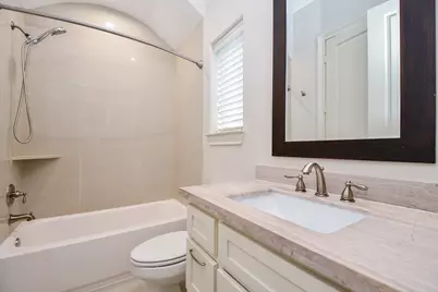 709 Delano Street, Houston, TX 77003 - Photo 33