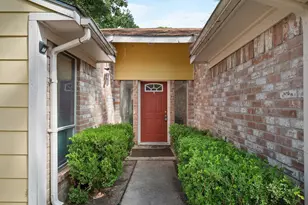22722 Briarcreek Blvd, Spring, TX 77373 - Photo 5