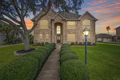 1915 Blue Quail Drive, Friendswood, TX 77546 - Photo 1