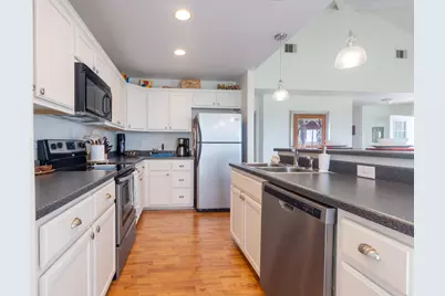 4106 Temprano, Galveston, TX 77554 - Photo 13