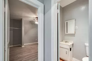 3201 Iowa St, Baytown, TX 77520 - Photo 23