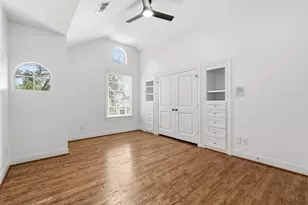 1647 Bonnie Brae St, Houston, TX 77006 - Photo 19