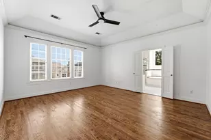 1647 Bonnie Brae St, Houston, TX 77006 - Photo 21