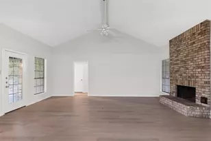 7935 Yellow Pine Dr, Houston, TX 77040 - Photo 3