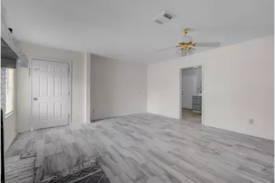 418 Azalea Street, Lake Jackson, TX 77566 - Photo 7