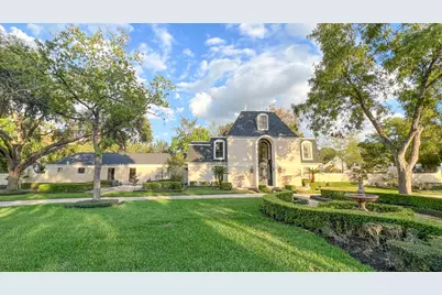 372 Robbins Drive, Houston, TX 77024 - Photo 1