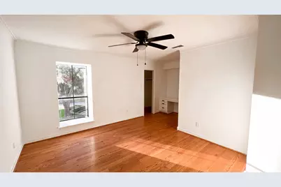 372 Robbins Drive, Houston, TX 77024 - Photo 13