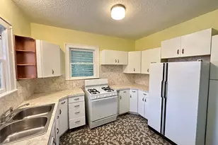 3828 Ave S 1/2, Galveston, TX 77550 - Photo 7