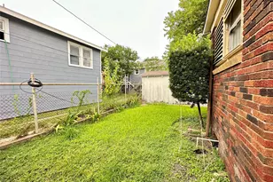 3828 Ave S 1/2, Galveston, TX 77550 - Photo 17