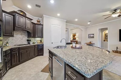 18415 Hounds Lake Drive, New Caney, TX 77357 - Photo 9