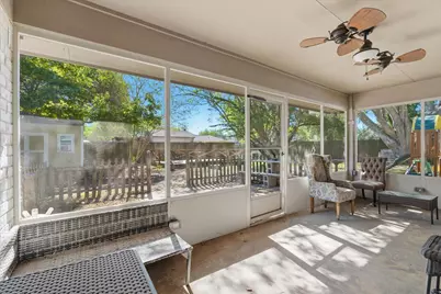 4014 Pin Oak Drive, Mont Belvieu, TX 77523 - Photo 23