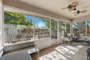 4014 Pin Oak Dr, Mont Belvieu, TX 77523 - Photo 23