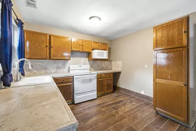 19412 Greenhill Drive, Helotes, TX 78023 - Photo 33