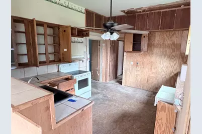 419 W 2nd Street, Freeport, TX 77541 - Photo 3