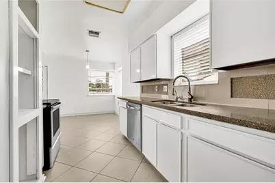 7302 Redding Road, Houston, TX 77036 - Photo 23