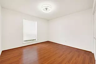 7302 Redding Rd, Houston, TX 77036 - Photo 11