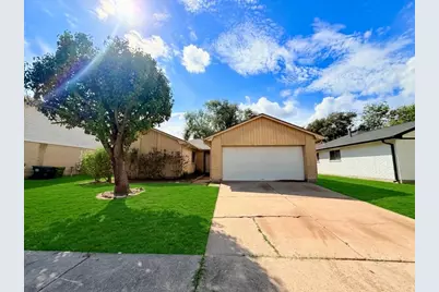 1118 W Belgravia Drive, Pearland, TX 77584 - Photo 1