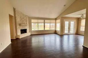 1118 W Belgravia Dr, Pearland, TX 77584 - Photo 3