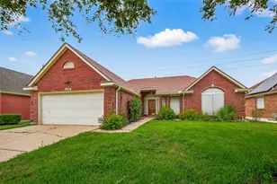 914 W Peach Hollow Cir, Pearland, TX 77584 - Photo 5