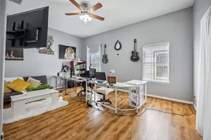 5027 Creekmont Dr, Houston, TX 77091 - Photo 21